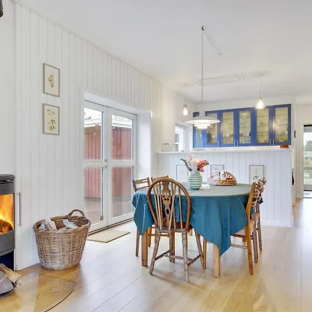 Holiday Wolfhilde - 600m From The Sea In Sealand By Interhome Dronningmølle