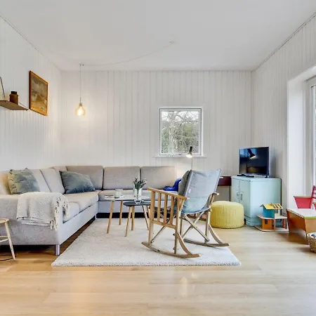 Holiday Wolfhilde - 600m From The Sea In Sealand By Interhome * Dronningmølle